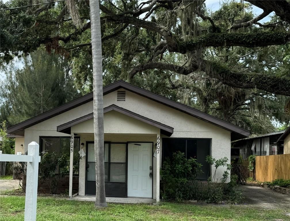 6905 / 6907 Hudson Ave., Hudson, FL 34667