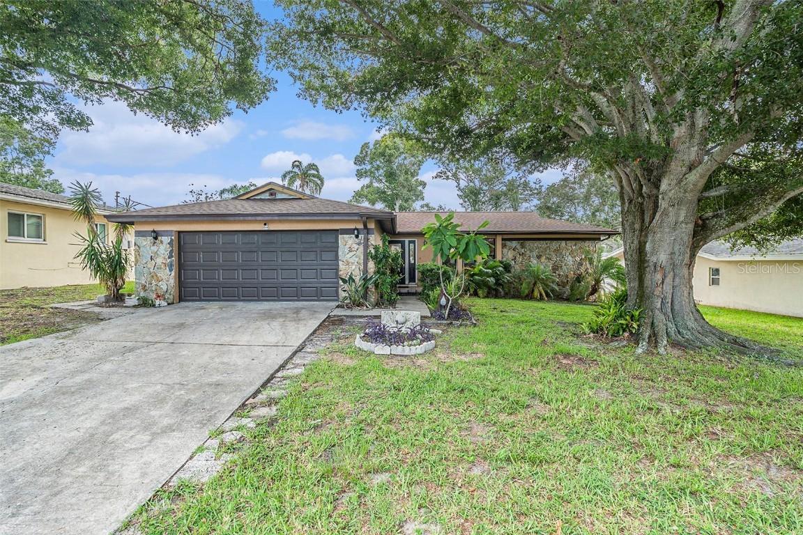 1005 Oakview Ave., Clearwater, FL 33756