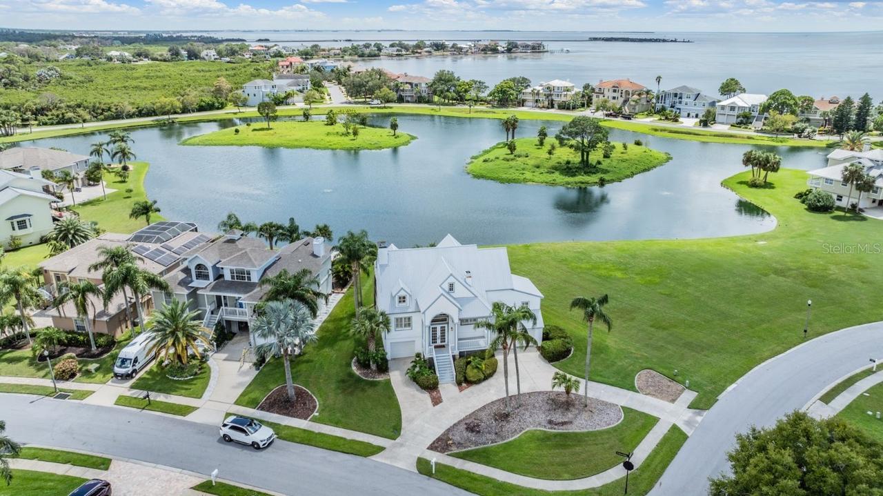 2118 Harbour Watch Dr., Tarpon Springs, FL 34689