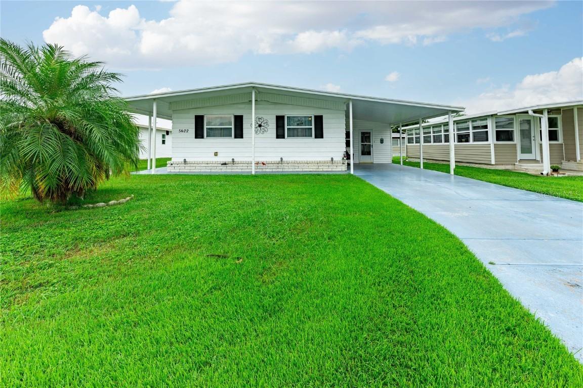 5622 Arrowhead Dr., Zephyrhills, FL 33542