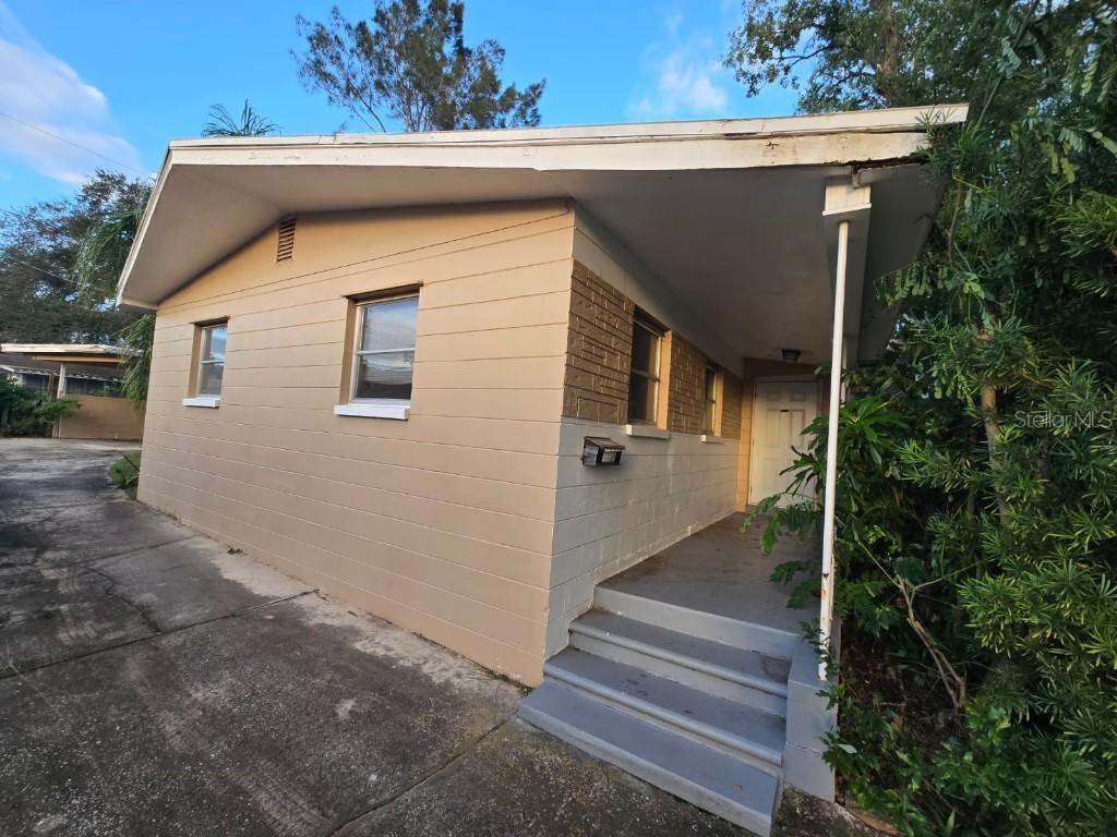[Address Hidden by Seller], St Petersburg, FL 33702