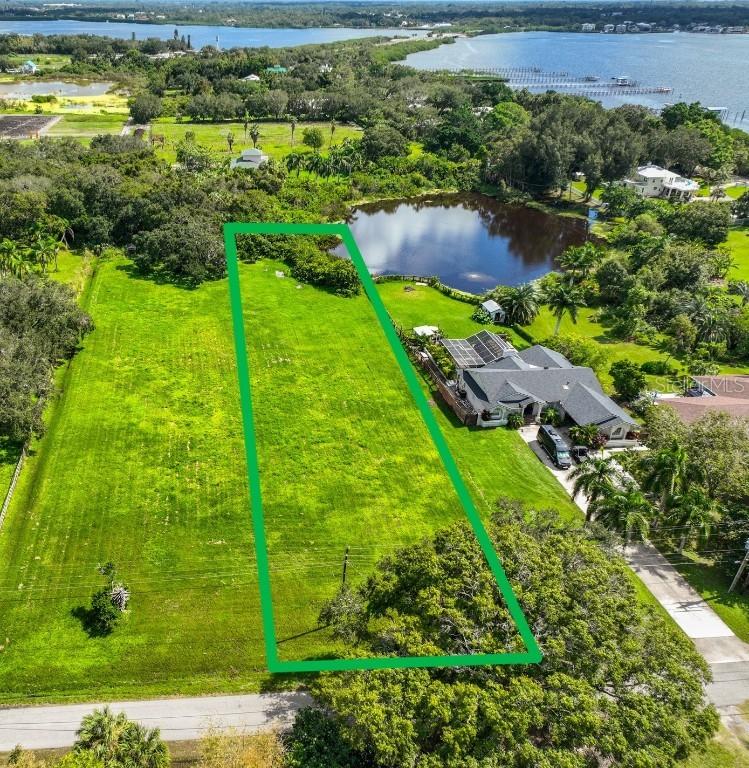 1480 Center Rd., Terra Ceia, FL 34250
