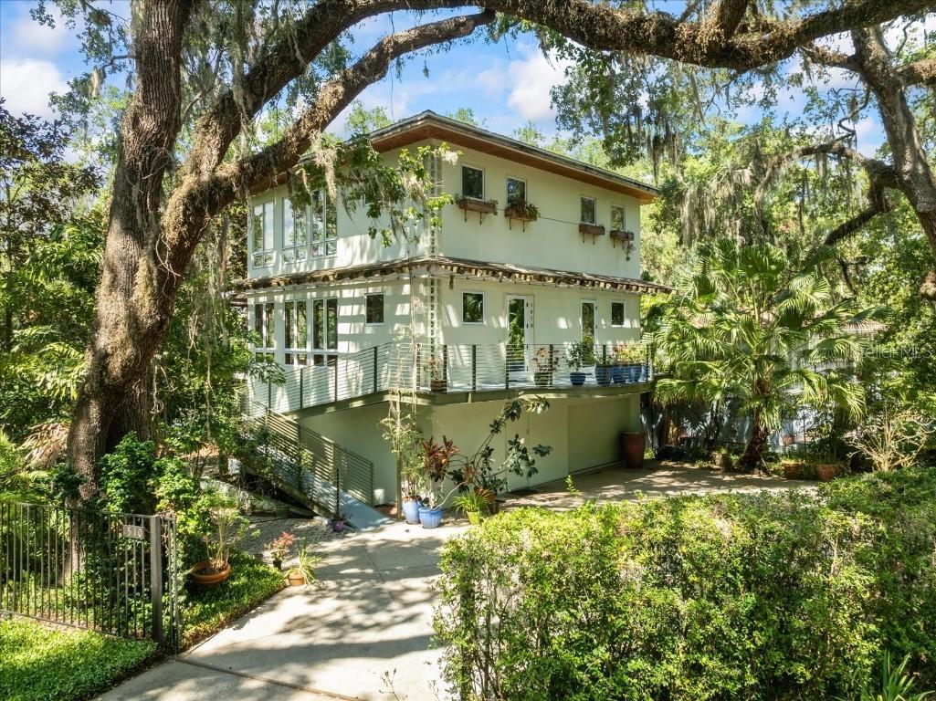 [Address Hidden by Seller], Tampa, FL 33610