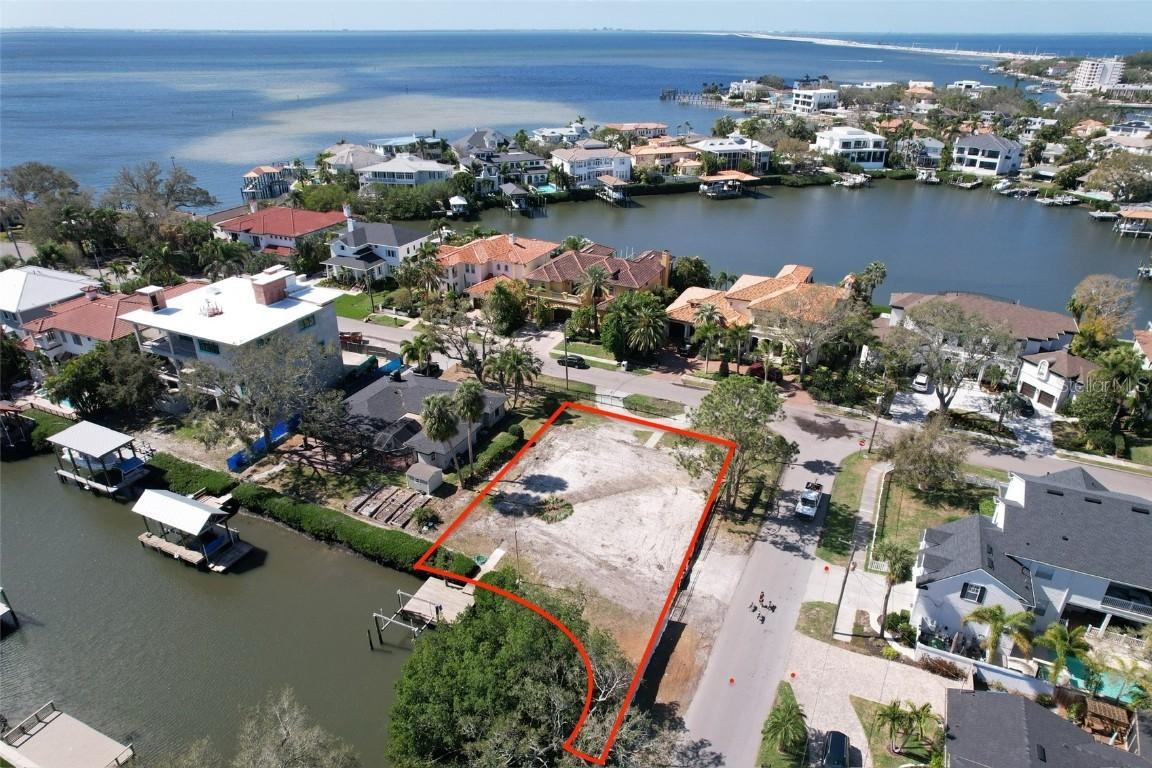 16 S Treasure Dr., Tampa, FL 33609