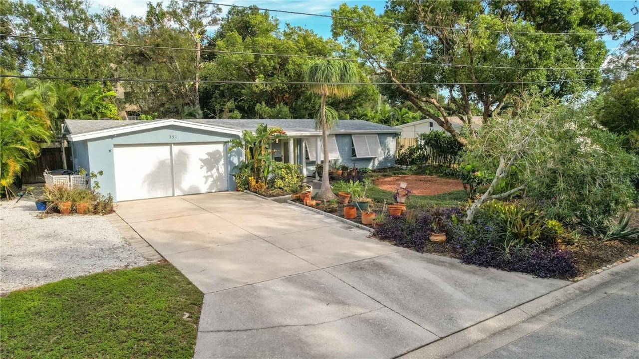 351 Barbara Cir., Belleair, FL 33756