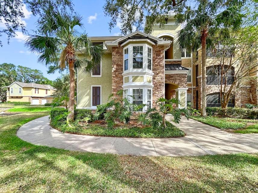 10108 Courtney Oaks Cir. #203, Tampa, FL 33619