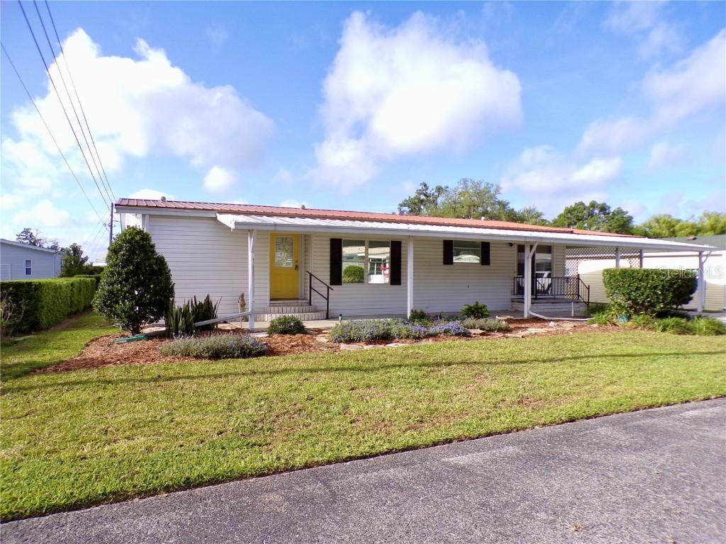 36730 Tara Ave., Zephyrhills, FL 33542