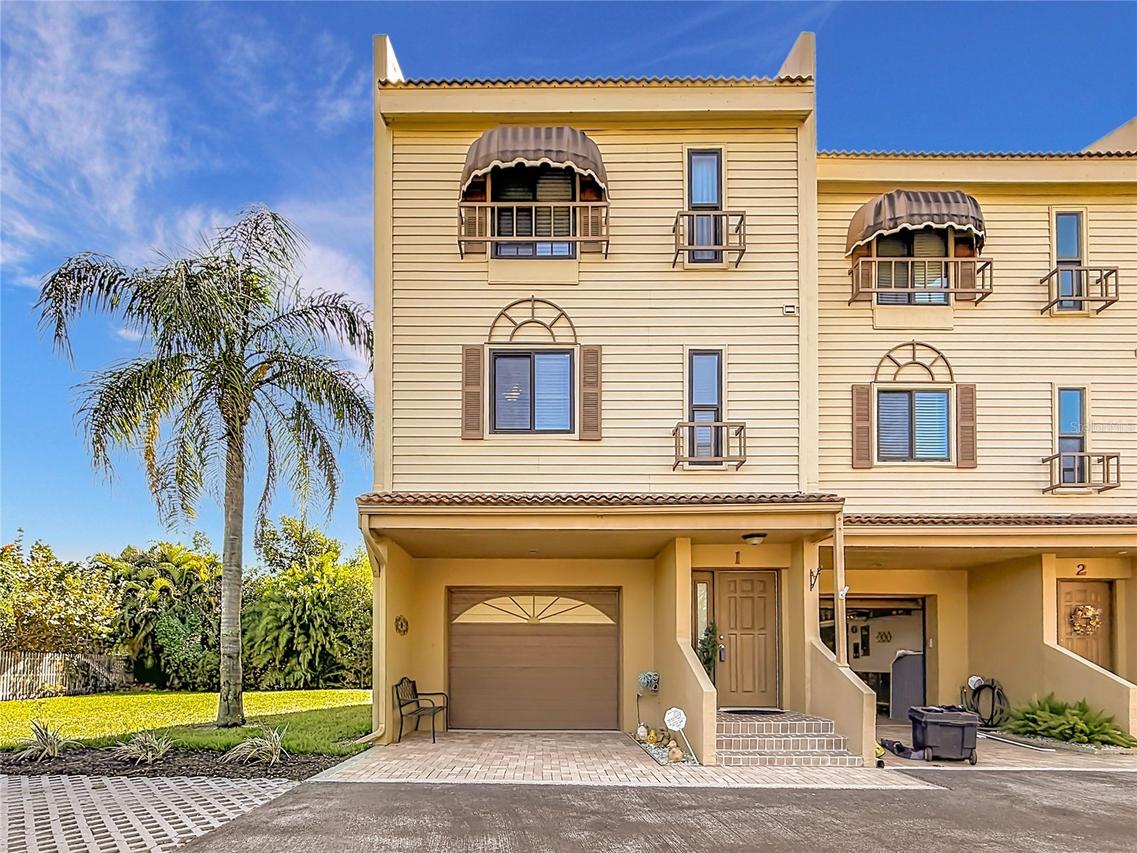 1710 Lighthouse Ter. #1, South Pasadena, FL 33707