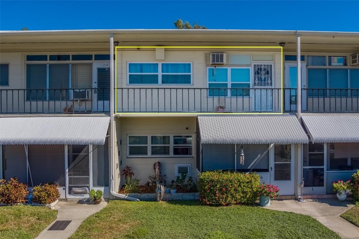 4001 58th St. #20, Kenneth City, FL 33709