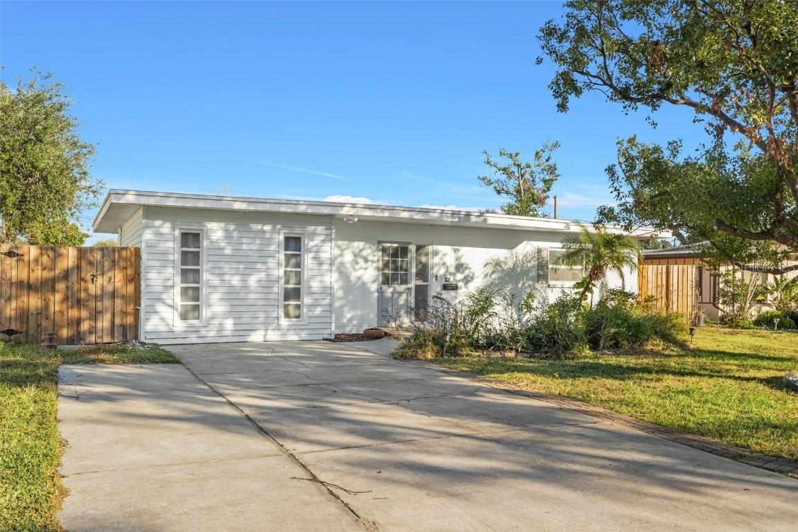 3637 63rd St., St Petersburg, FL 33710