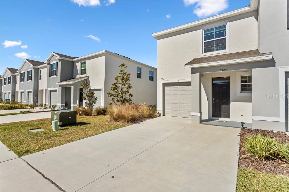 33055 Tulip Petal Ln., Wesley Chapel, FL 33545