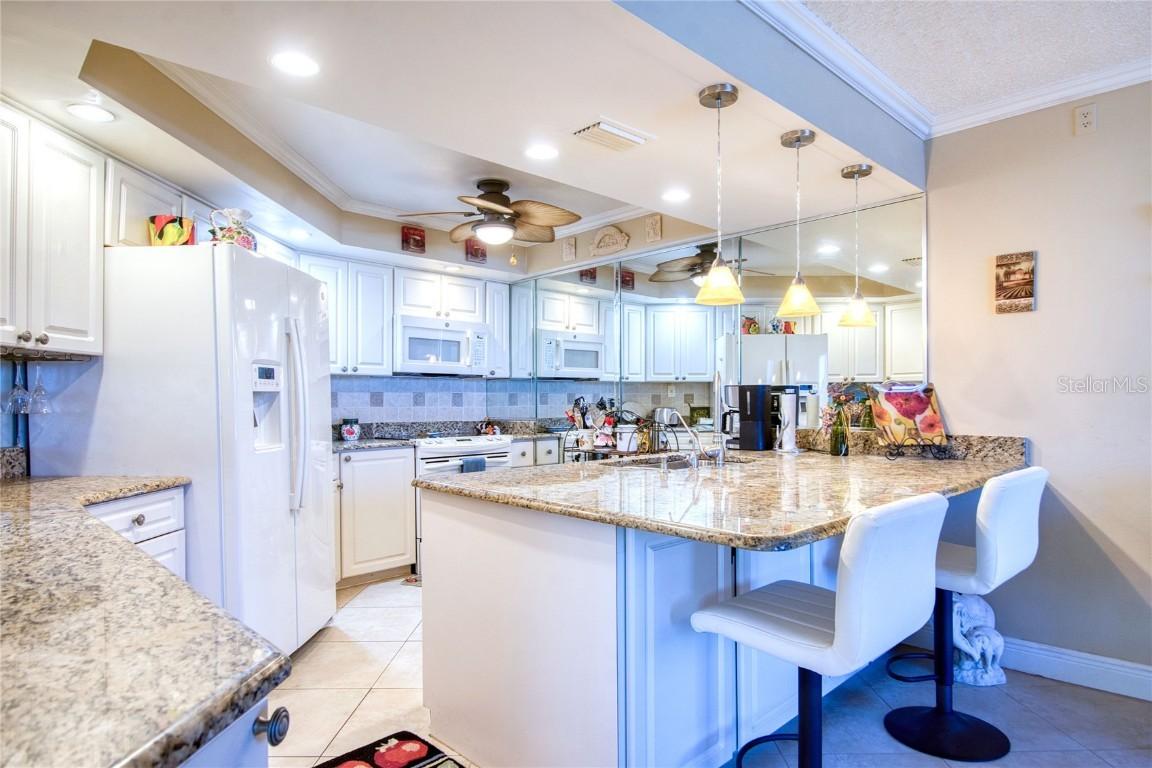 700 Island Way #206, Clearwater Beach, FL 33767