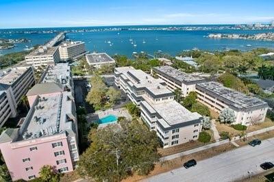 147 Bluff View Dr. #204, Belleair Bluffs, FL 33770