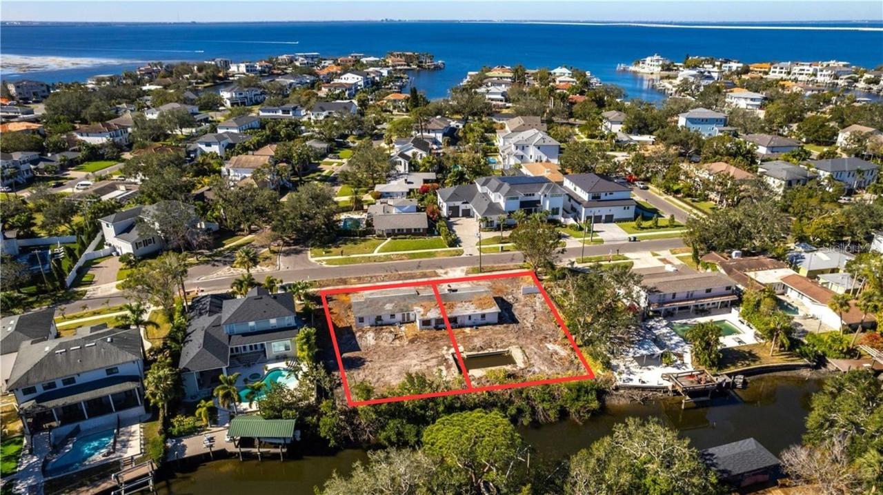 2618 S Dundee St., Tampa, FL 33629