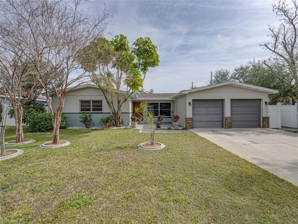 4608 S Shamrock Rd., Tampa, FL 33611