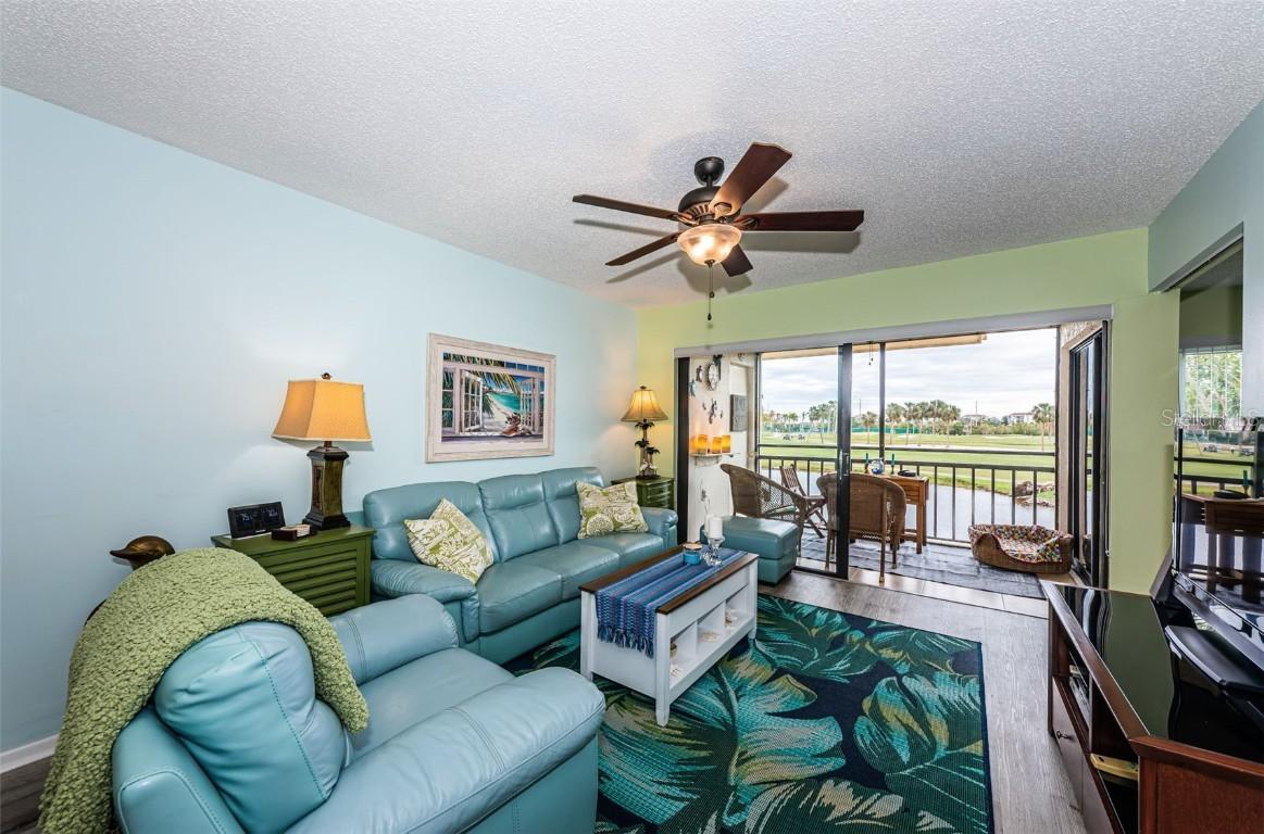 6180 Sun Blvd. #204, St Petersburg, FL 33715