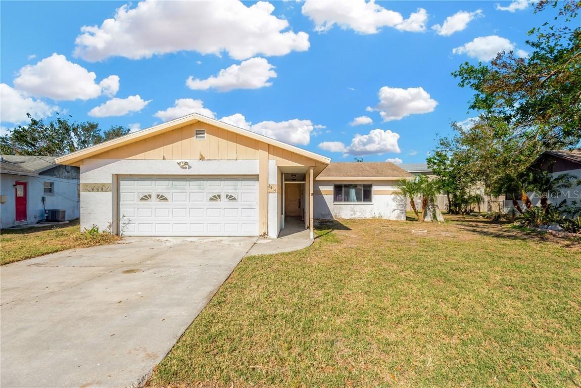 2414 16th St., Palmetto, FL 34221