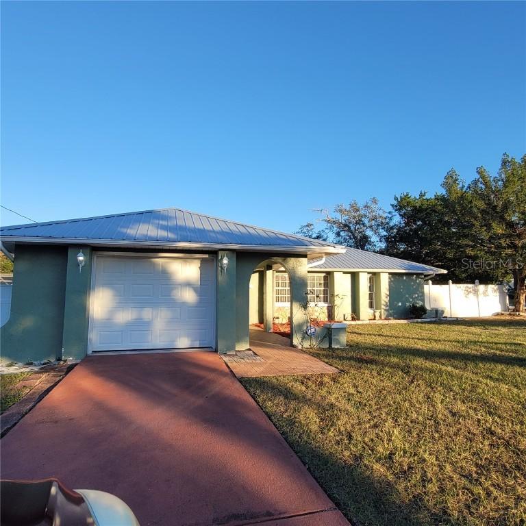 1116 Carmona Ave., Spring Hill, FL 34608