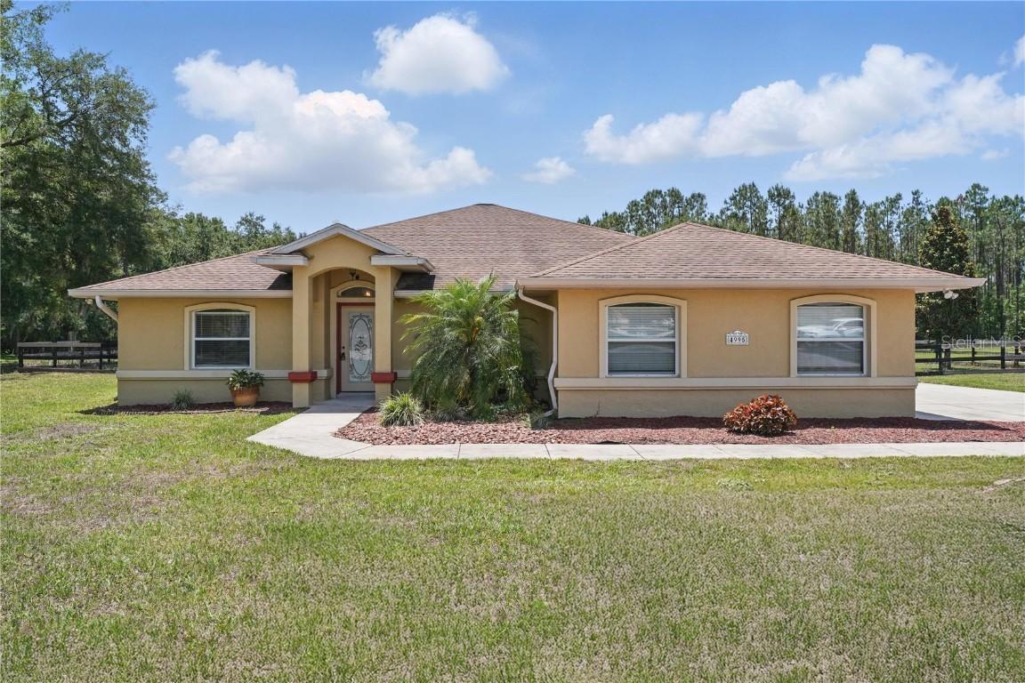 4995 County Road 121d, Wildwood, FL 34785