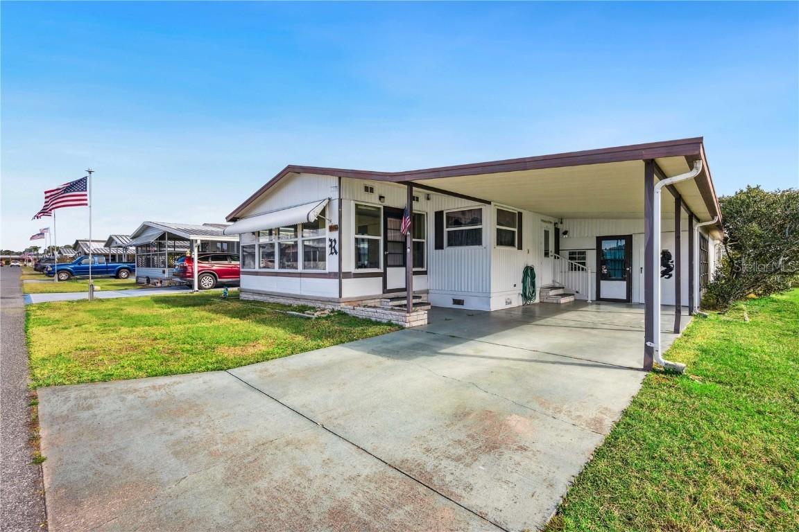 5244 Montego Dr., Zephyrhills, FL 33541
