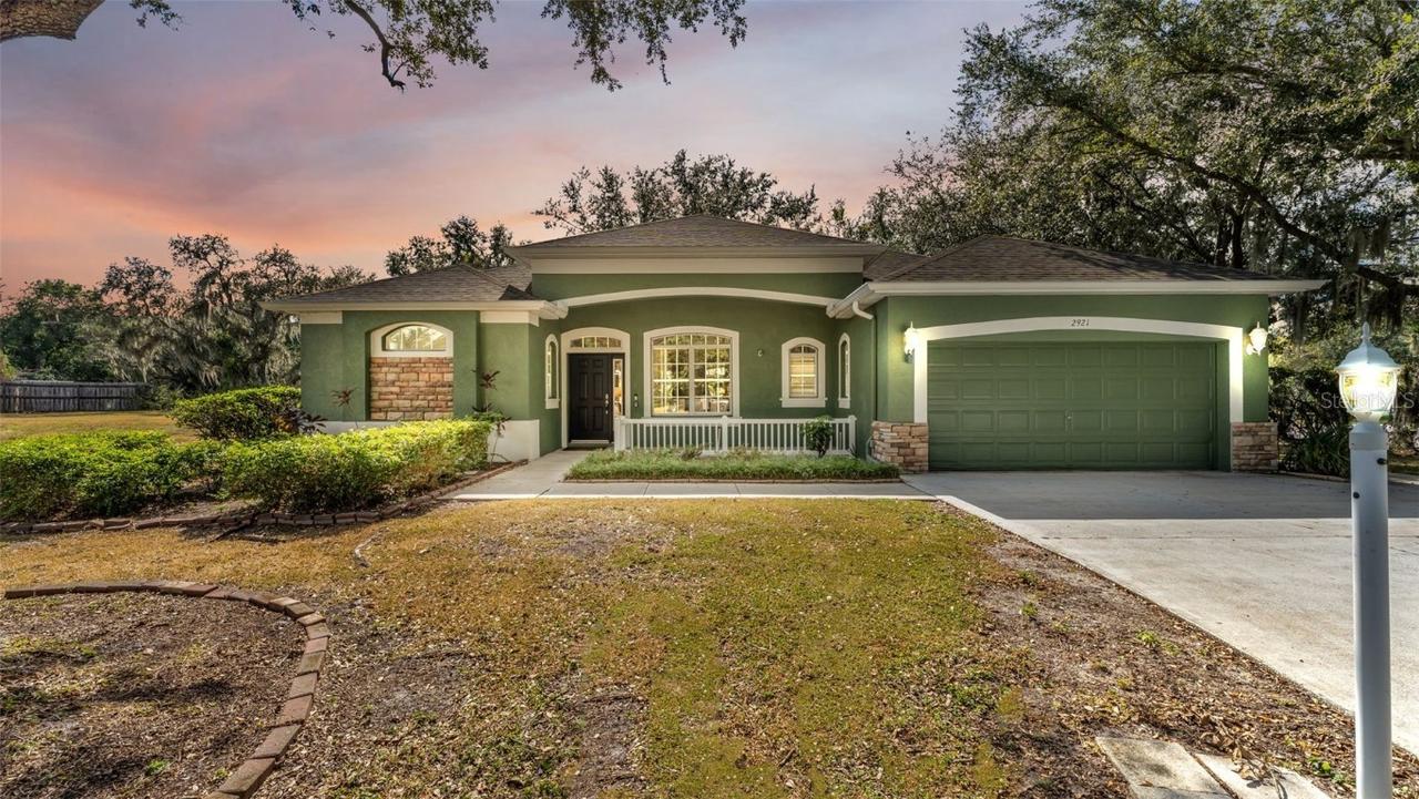 2921 Juniper Lake Pl., Plant City, FL 33566