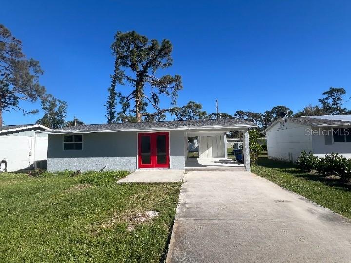 735 Bertrend St., Englewood, FL 34223