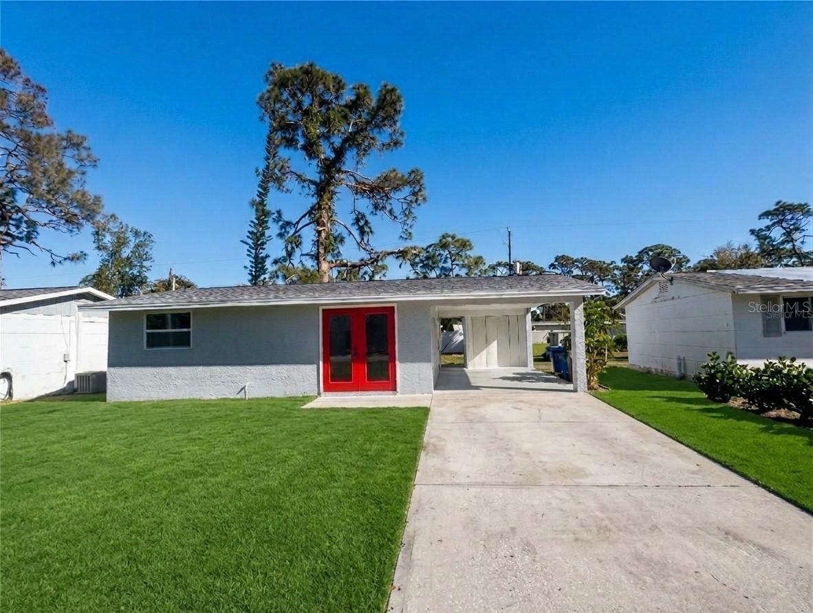 735 Bertrend St., Englewood, FL 34223