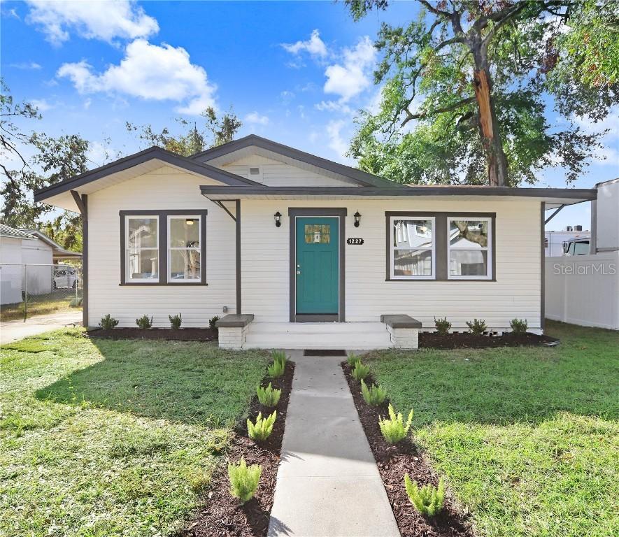 1227 E Mohawk Ave., Tampa, FL 33604