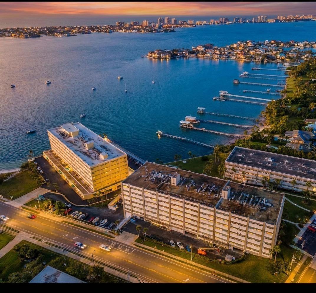 100 Bluff View Dr. #207C, Belleair Bluffs, FL 33770