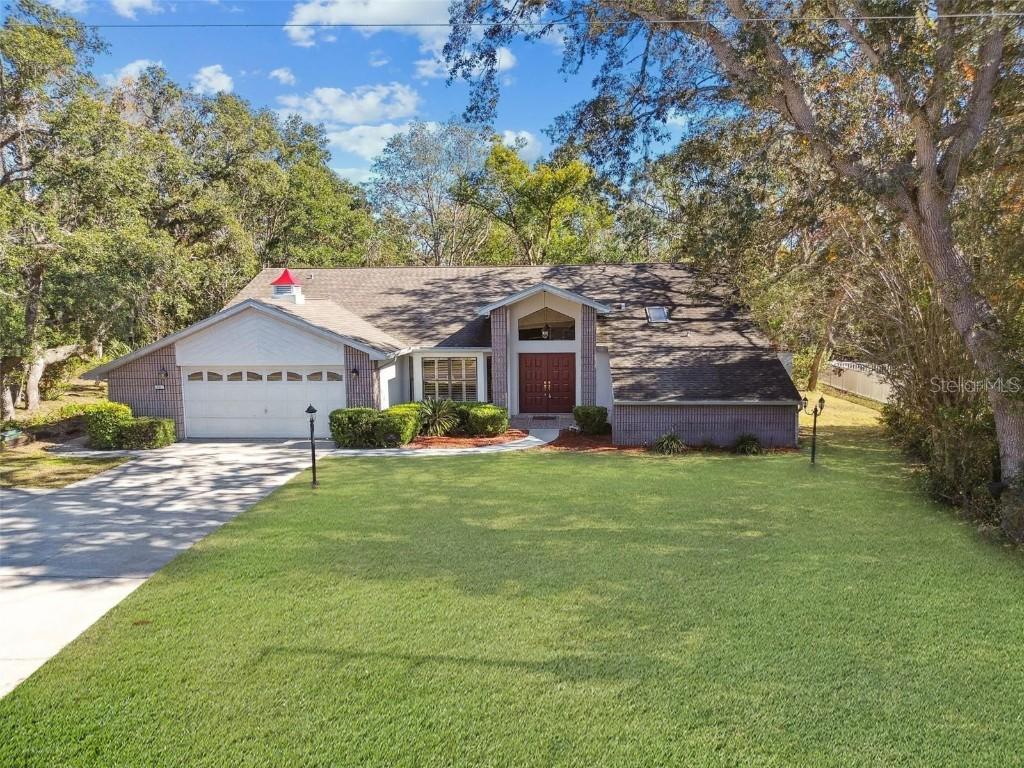 201 Pine St., Homosassa, FL 34446