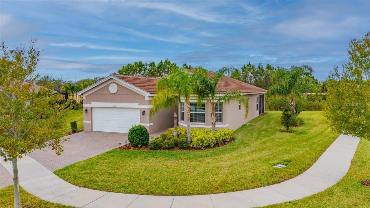 4860 Grand Banks Dr., Wimauma, FL 33598