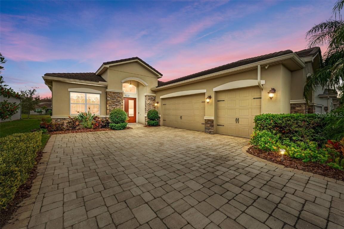31176 Chesapeake Bay Dr., Wesley Chapel, FL 33543