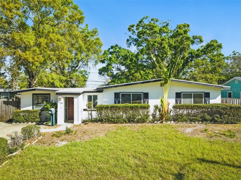 7235 12th Ave., St Petersburg, FL 33710