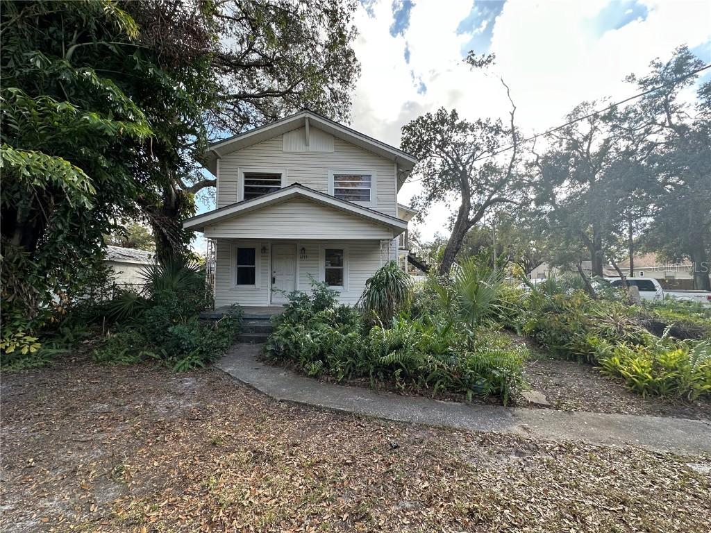 1213 E New Orleans Ave., Tampa, FL 33603