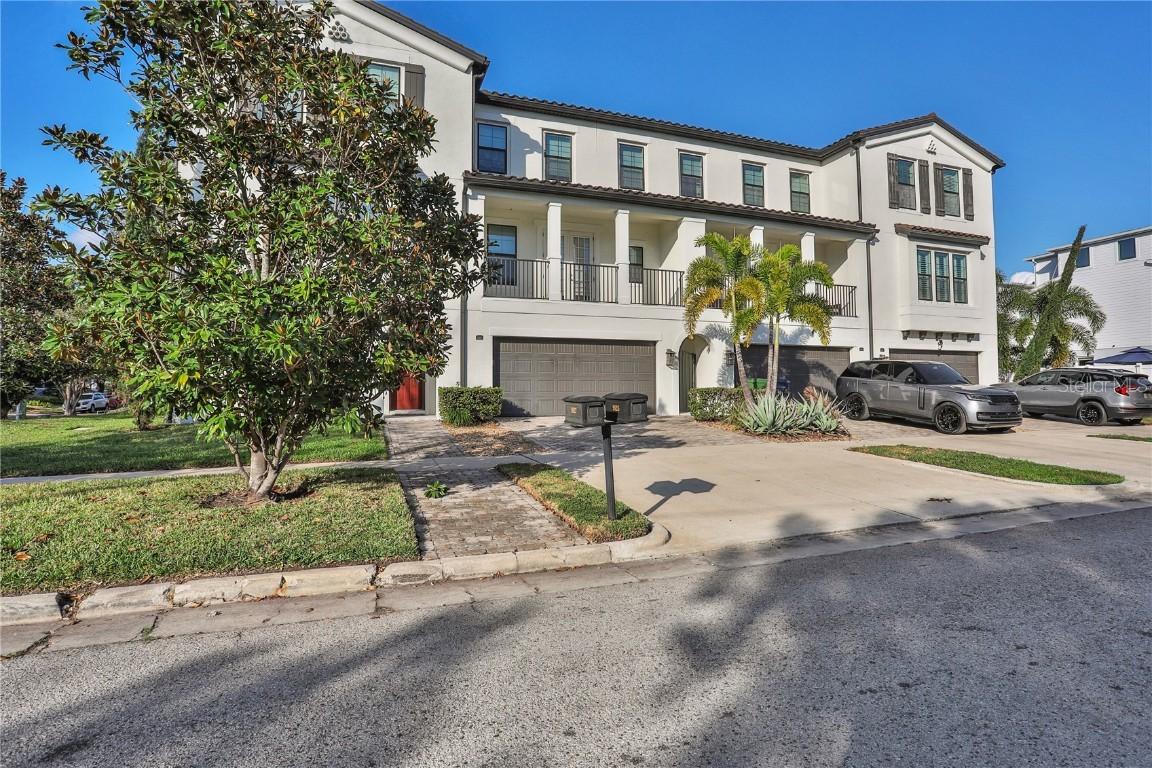 2625 W Platt St., Tampa, FL 33609