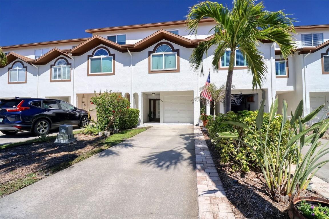 273 Madeira Cir., Tierra Verde, FL 33715