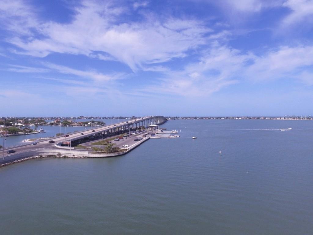 100 Bluff View Dr. #415A, Belleair Bluffs, FL 33770
