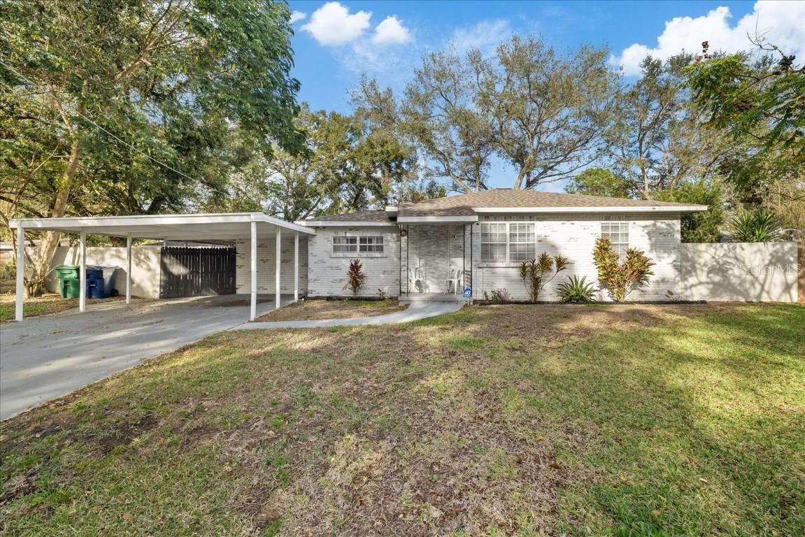 1504 E Mcberry St., Tampa, FL 33610