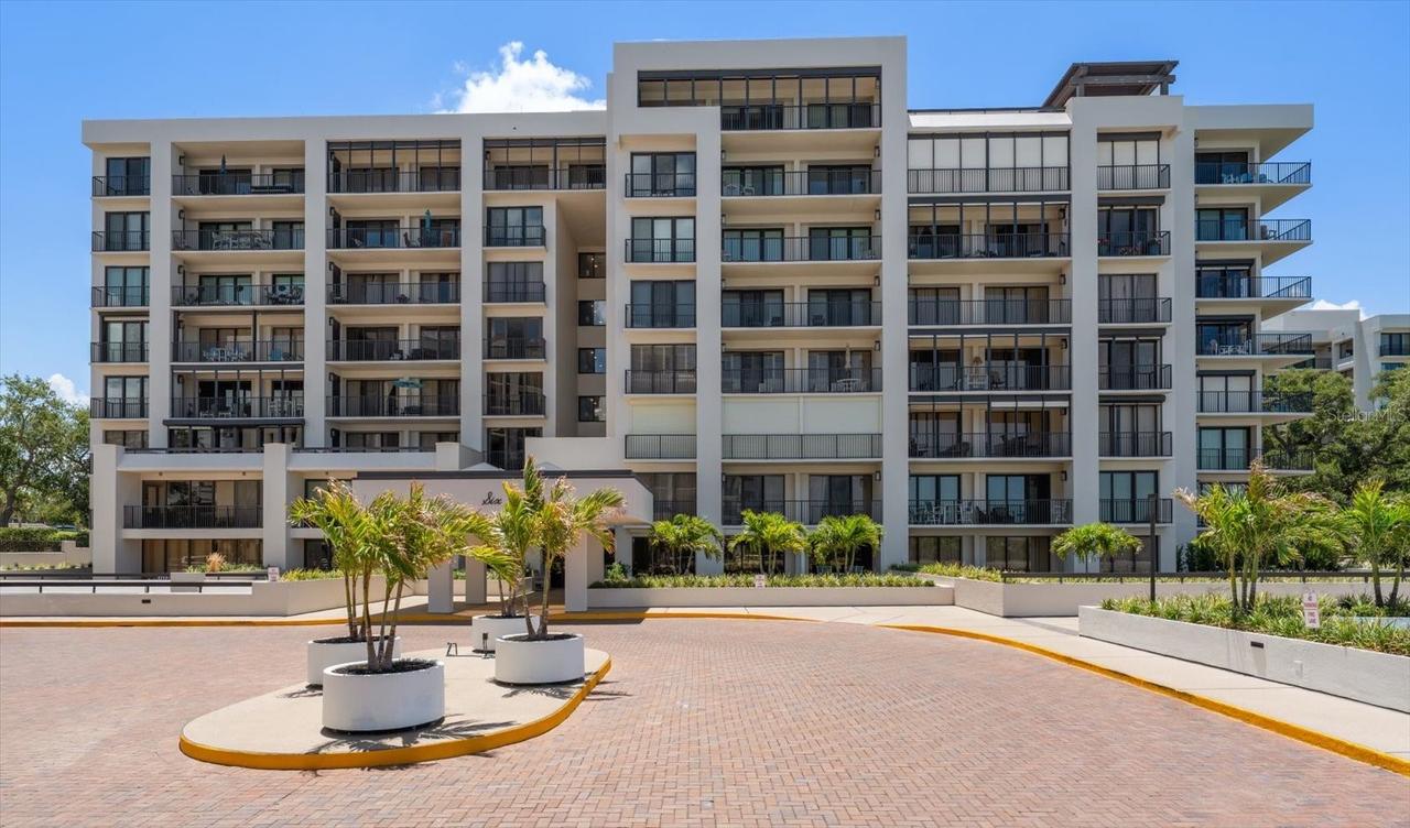 6 Belleview Blvd. #105, Belleair, FL 33756