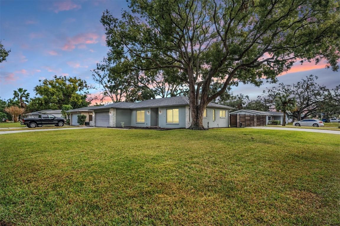 2351 Michael Ln., Clearwater, FL 33763