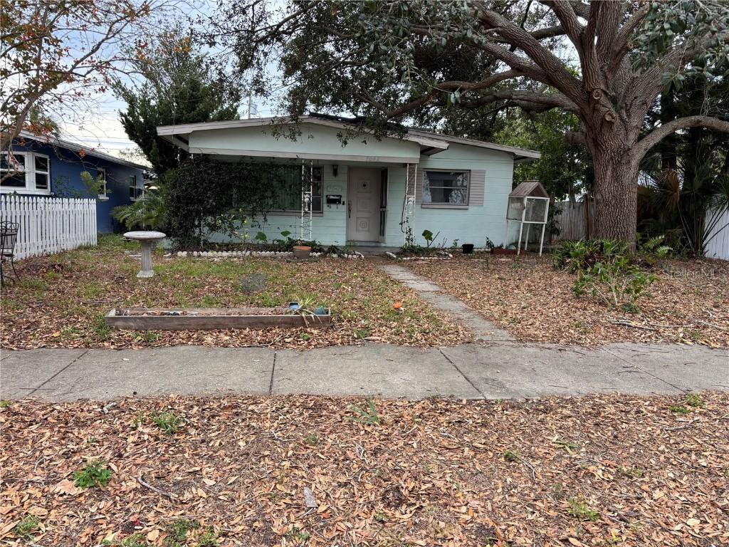 7042 Dartmouth Ave., St Petersburg, FL 33710
