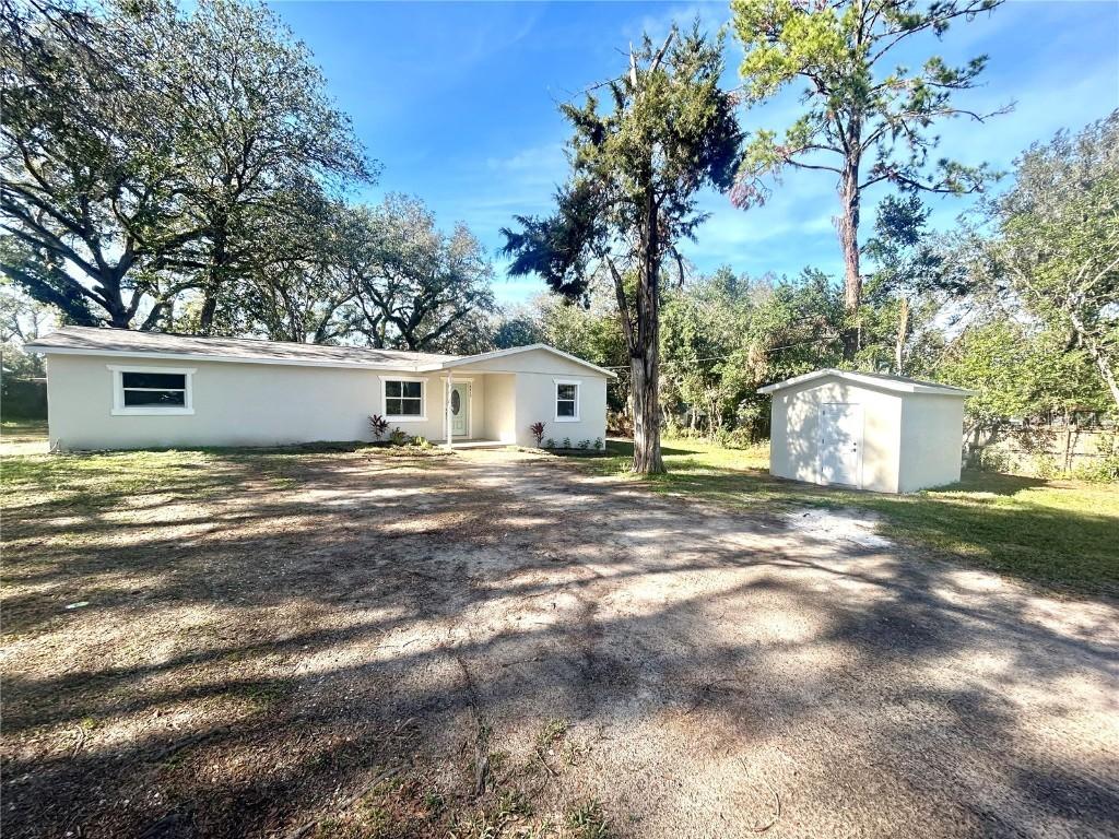 18415 Geraldine Rd., Dade City, FL 33523