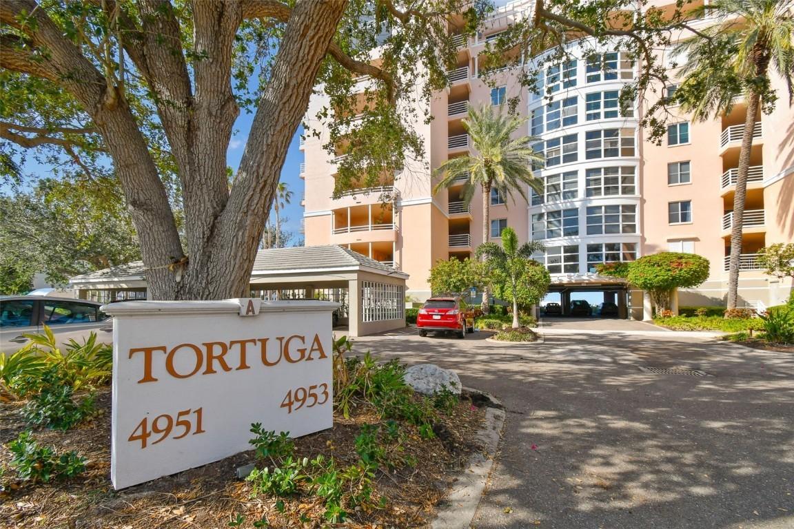 4951 Bacopa Ln. #401, St Petersburg, FL 33715