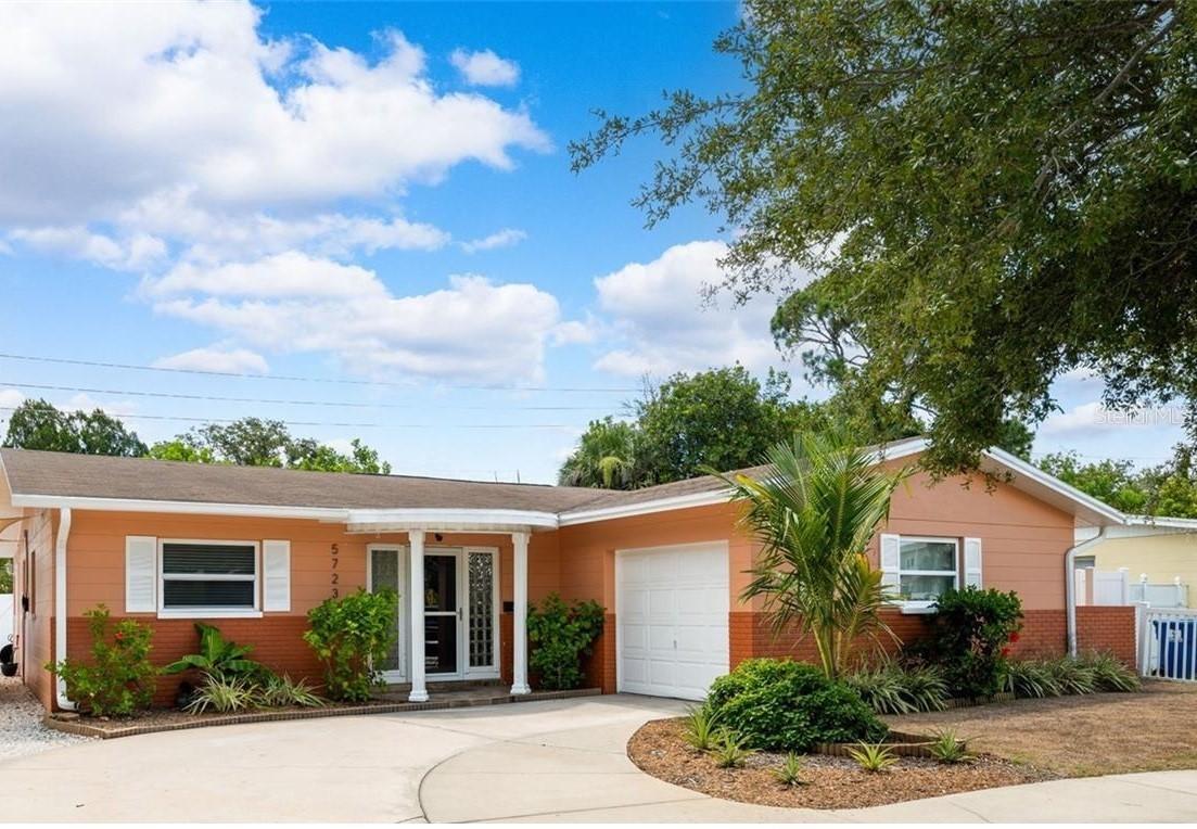 5723 1st St., St Petersburg, FL 33703