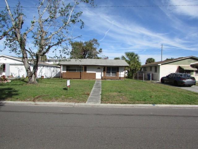 511 75th Ave., St Petersburg, FL 33702