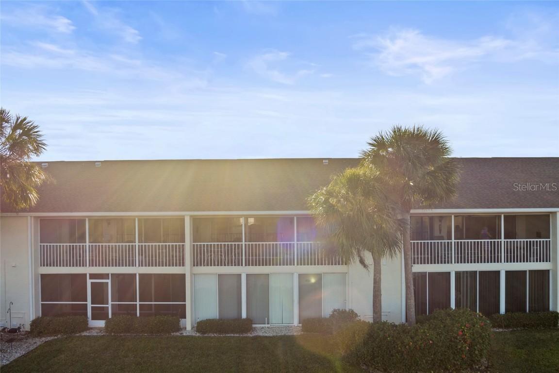 201 Silver Lake Dr. #204, Venice, FL 34292