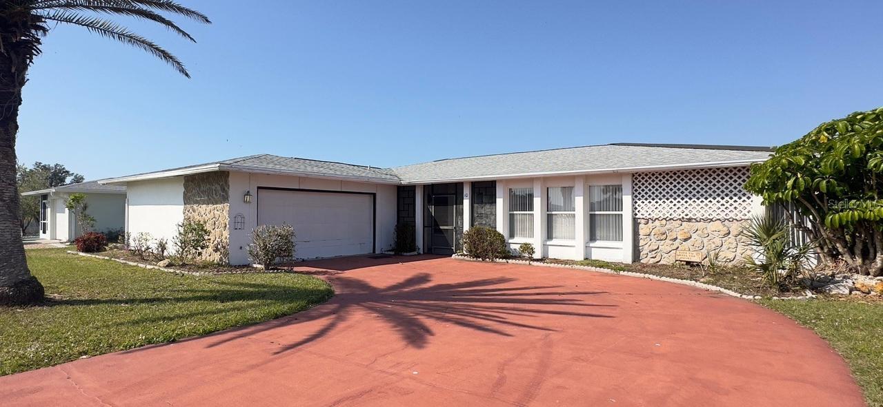 10 Golfview Rd., Rotonda West, FL 33947