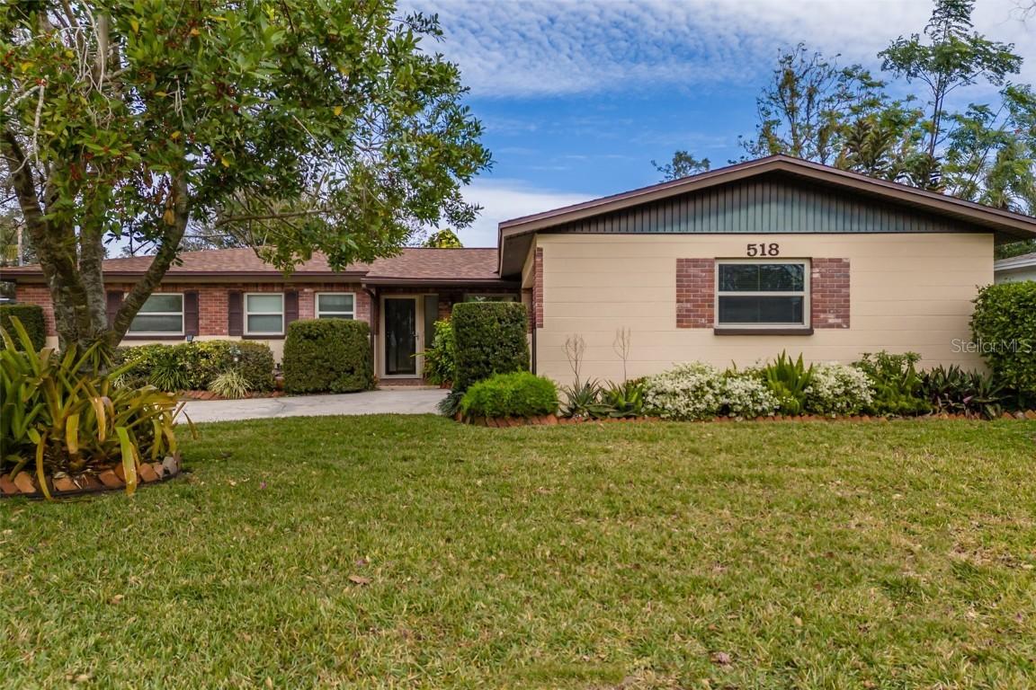 518 S Larry Cir., Brandon, FL 33511
