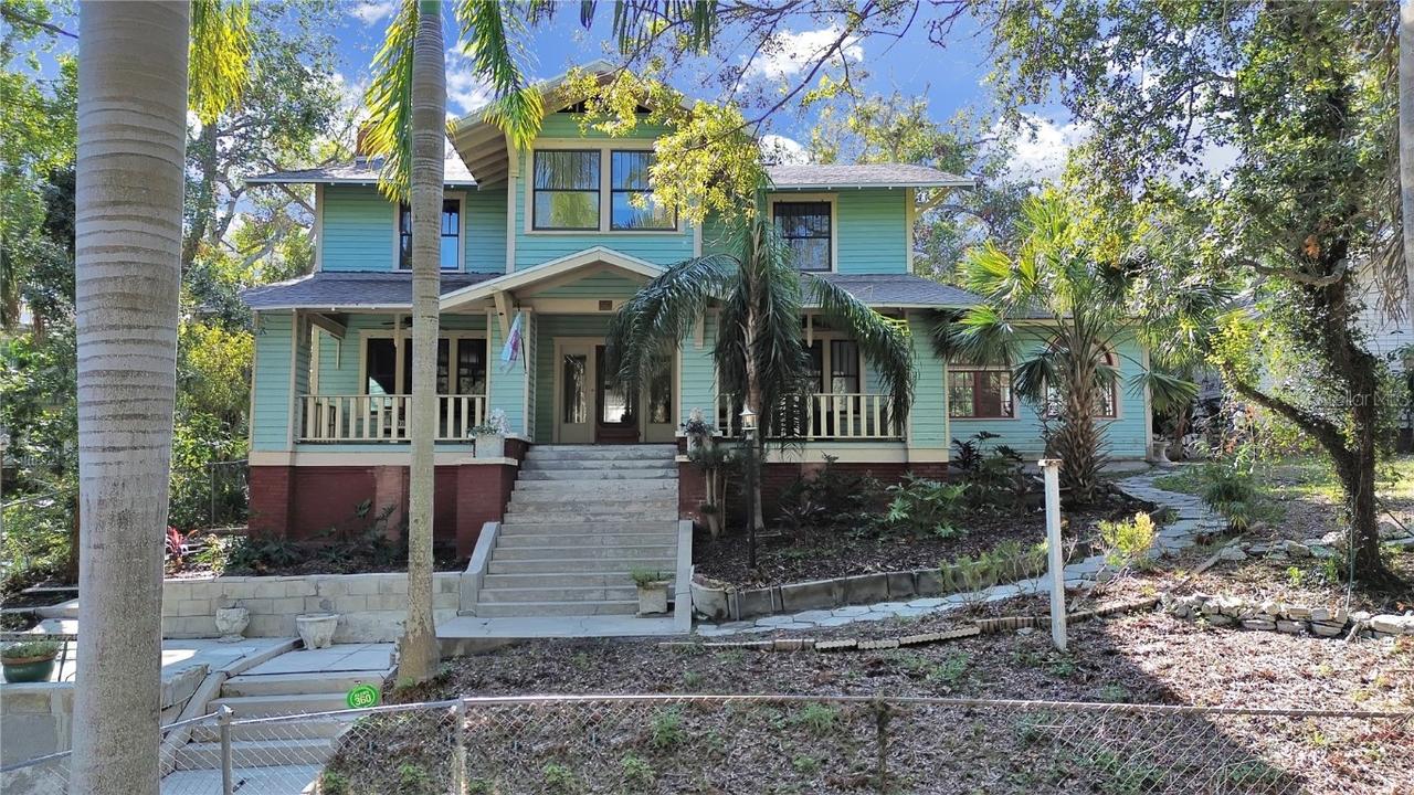 682 Roser Park Dr., St Petersburg, FL 33701