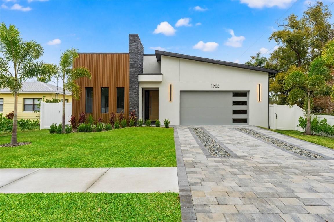 1905 W Erna Dr., Tampa, FL 33603